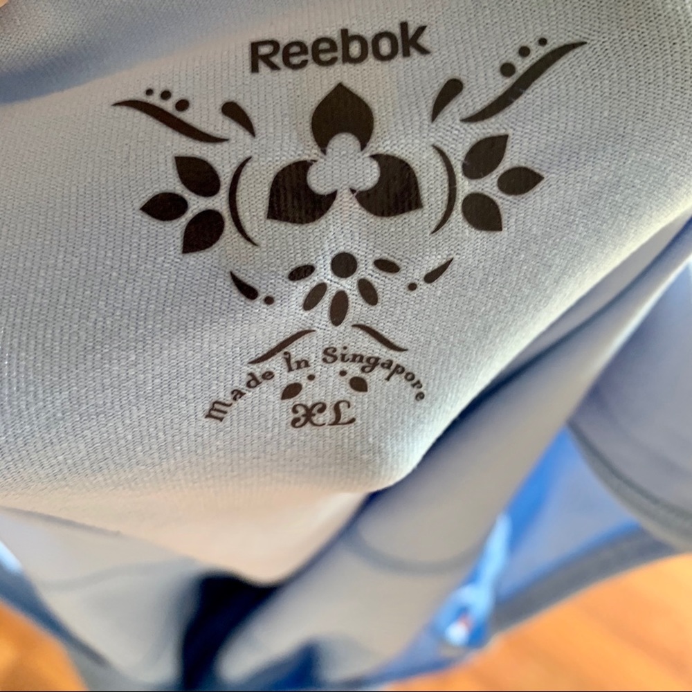 🟡3 for $15🟡 Reebok Tank - Picture 3 of 3